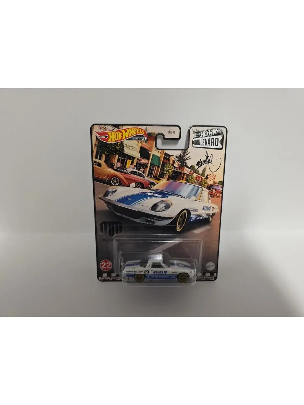 2021 Hot Wheels Premium Boulevard 1:64 #22 1968 Mazda Cosmo Sport white